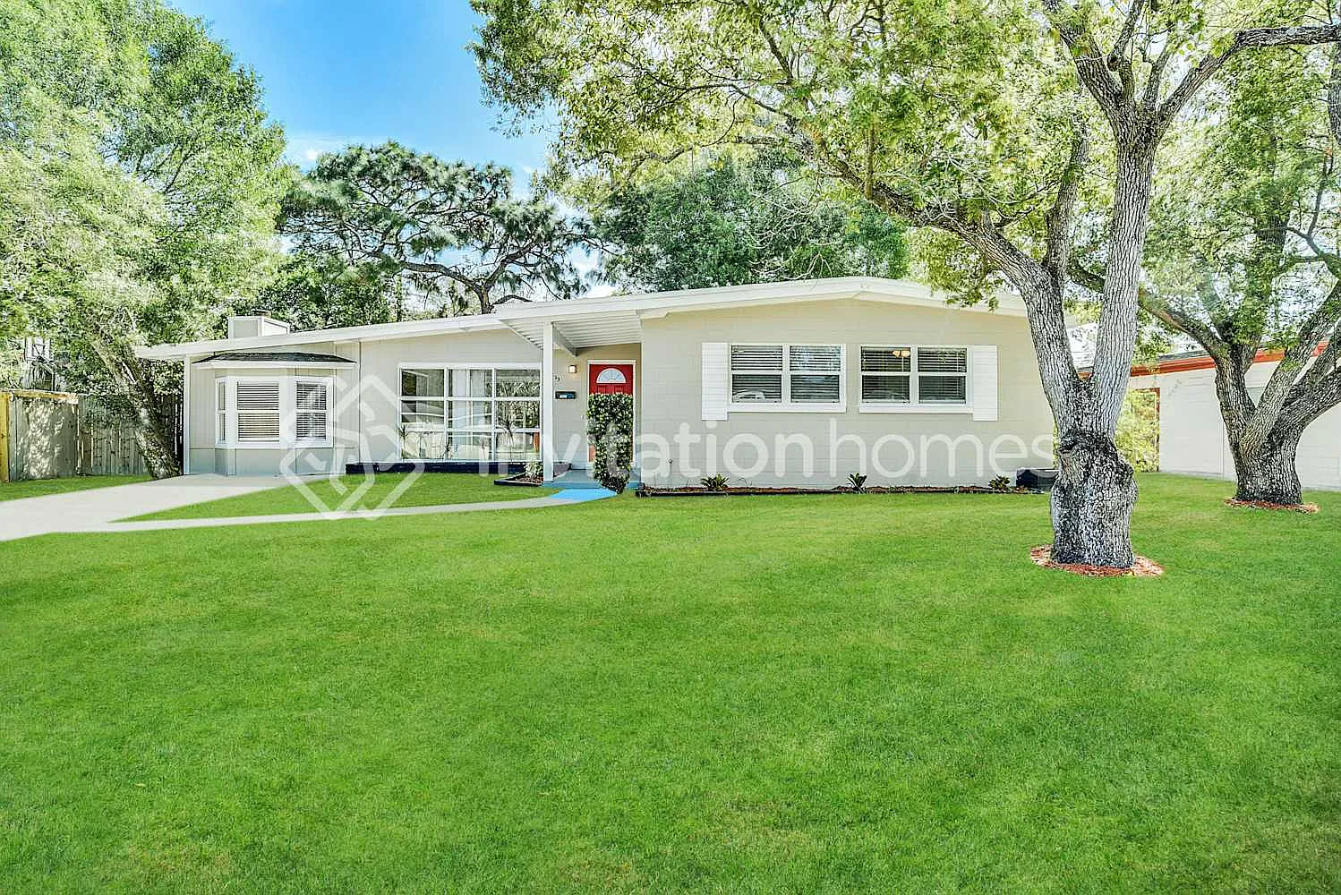 3323 Danny Boy Cir Orlando, FL 32808 — Photo 1