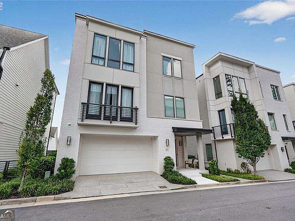 2nd image of 4012 Hazel Nut Ln
