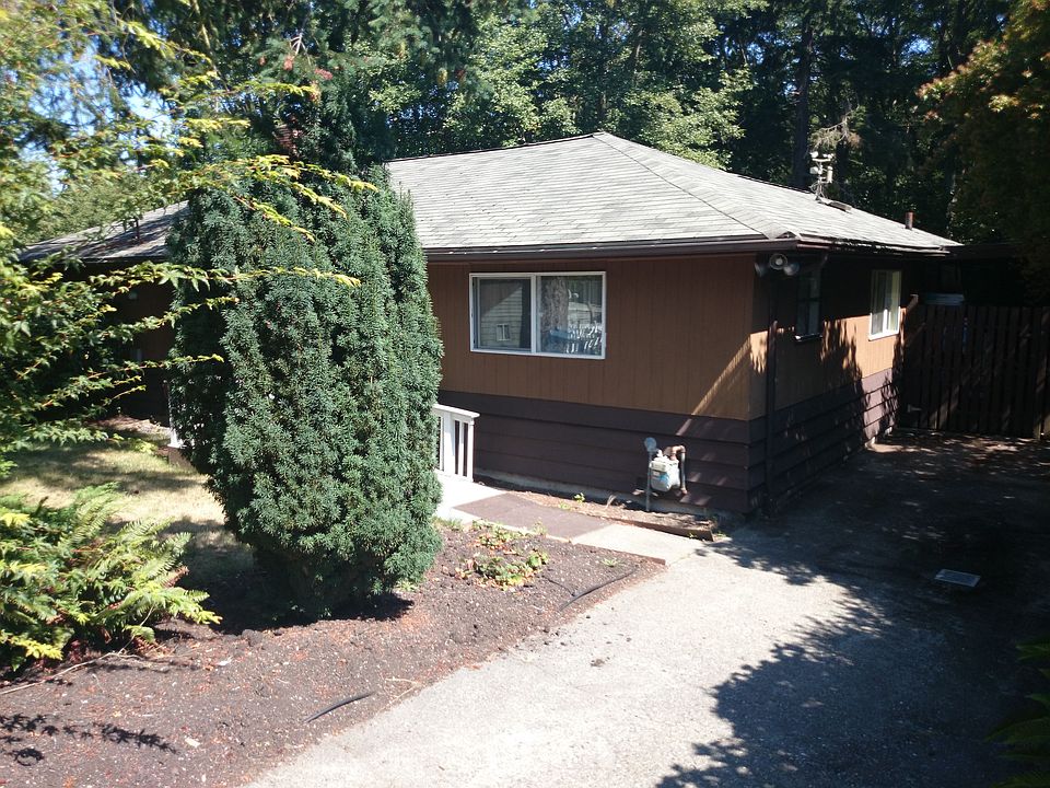 2nd image of 9338 Forest Ct SW