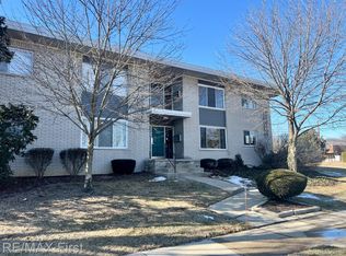 4909 Mansfield Ave #H10, Royal Oak, MI 48073