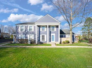 23527 Stonehenge Blvd #98, Novi, MI
