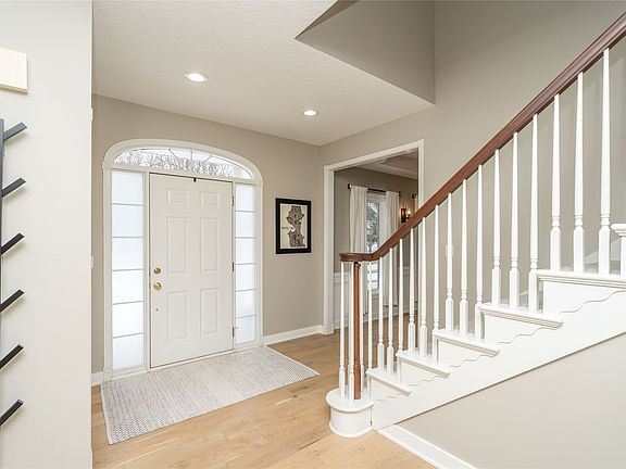 2nd image of 8121 Chambery Blvd