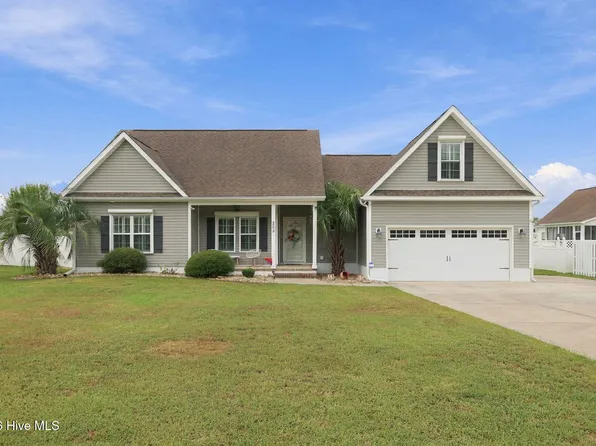 203 Coldwater Drive, Swansboro, NC 28584