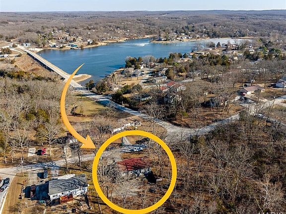 3rd image of 14049 Trails End Dr
