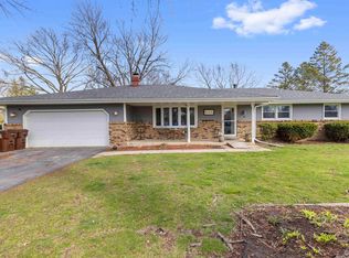 6146 Conner Ln, Rockford, IL 61109
