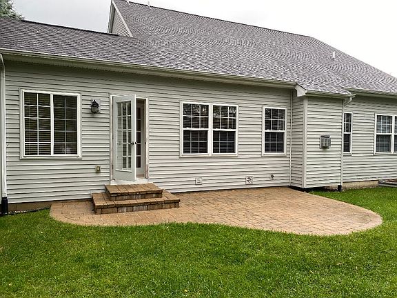 2nd image of 7028 Bolingbrook Dr