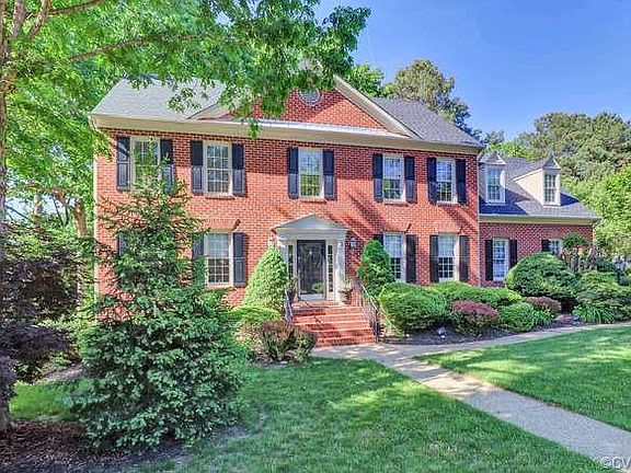 3rd image of 12300 Chadsworth Ct