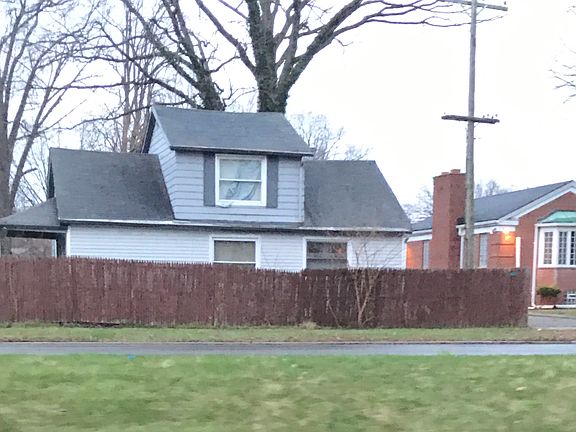 2nd image of 5415 Hereford St