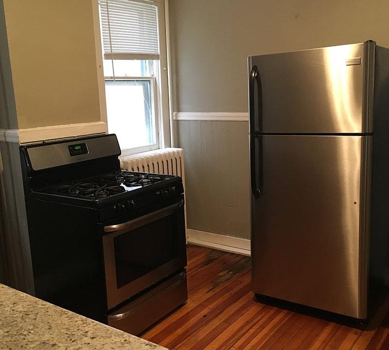 2nd image of 165 Quail St