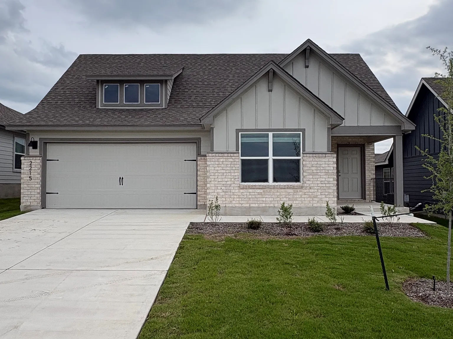 3 bed, 1501 sqft, $2,000 — Photo 1