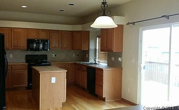 4th image of 7453 Amberly Dr