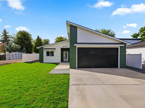 923 Aiken Ave, Buhl, ID 83316