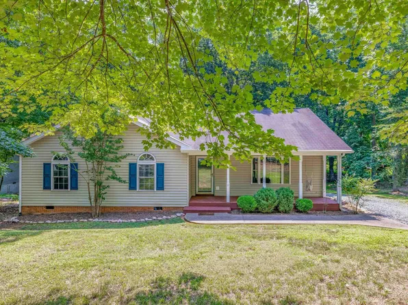 11 Rockwood Ln, Palmyra, VA 22963
