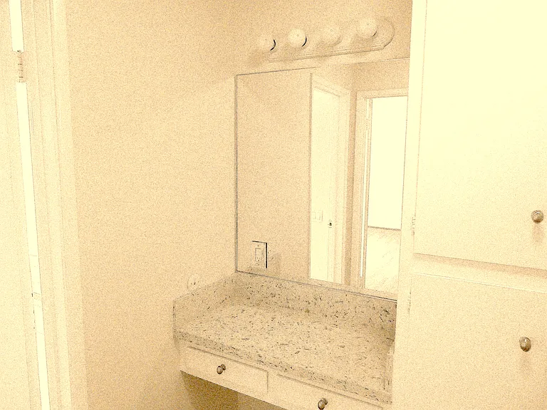8840 Huntington Dr #5 — Photo 9