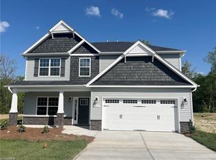 573 Mahogany Dr, Thomasville, NC 27360