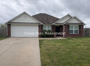 1101 Brigade Blvd, Prairie Grove, AR 72753