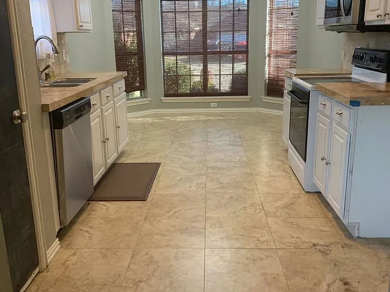 2705 Jennie Wells Dr — Photo 4