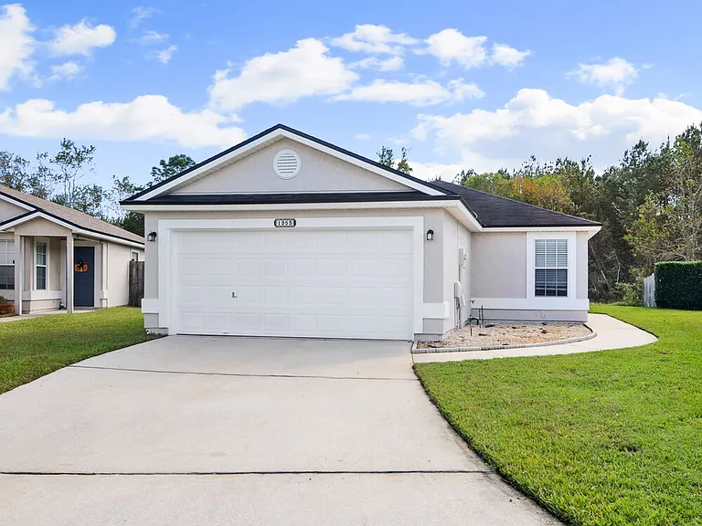 1953 Longneedle Ln — Photo 1