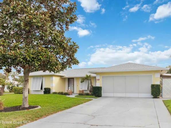 3557 Nicklaus Dr, Titusville, FL 32780