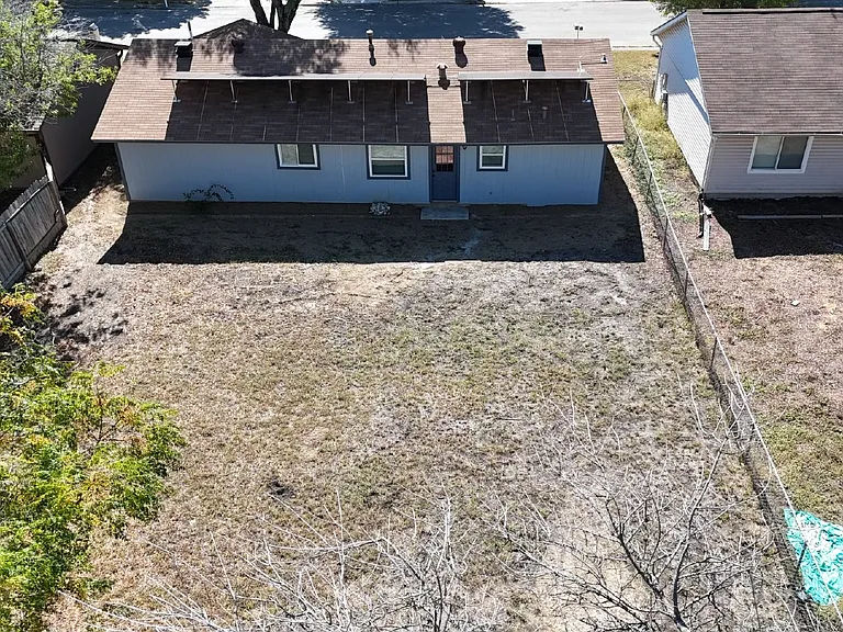 309 Jeanette Dr — Photo 20
