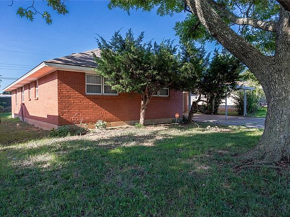 3rd image of 4732 Judy Dr