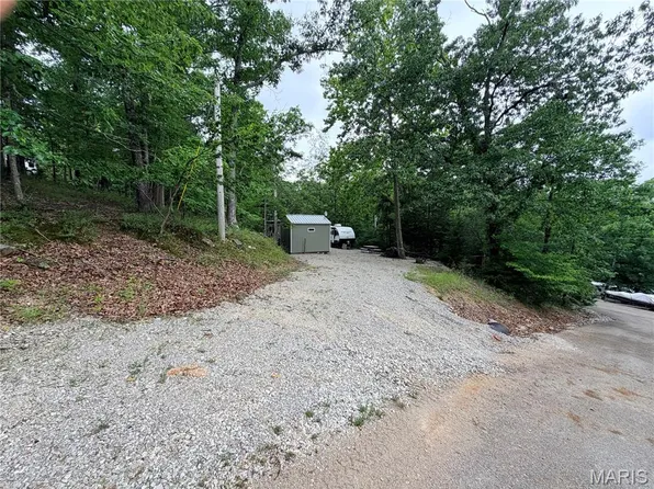 5150 Northview Dr, Perryville, MO 63775