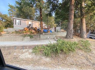 551 Woodsey Rd, Crestline, CA 92325