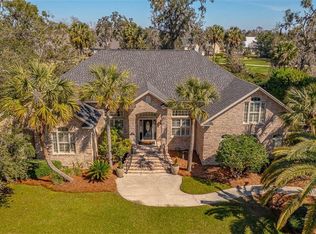 125 Riverwalk Dr, Brunswick, GA 31523