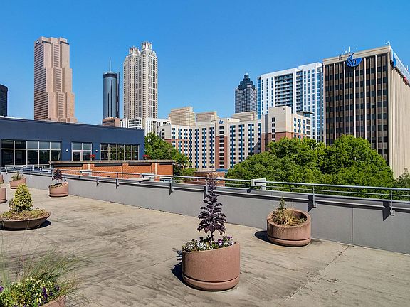 Rooftop Deck