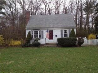 77 Curtis St, Reading, MA 01867