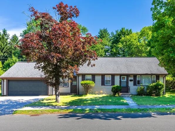65 Margaret Dr, Braintree, MA 02184