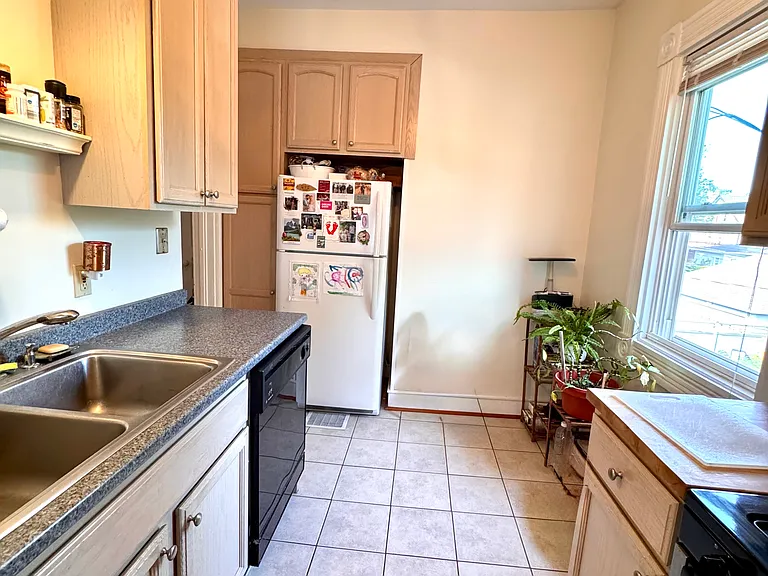 31 Vick Park — Photo 6