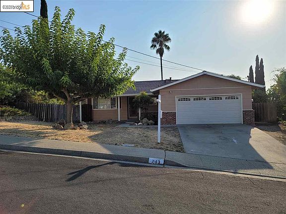 2nd image of 243 Escondido Dr