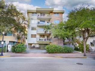 220 Washington Ave APT 3A, Miami Beach, FL 33139
