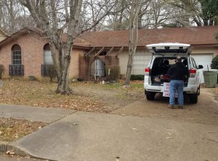 2080 Woodfield Park Rd, Memphis, TN 38134