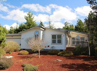401 Sherwood Loop, Florence, OR 97439