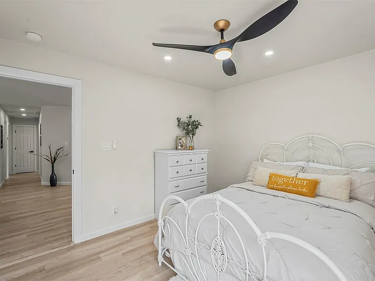 434 Marilu St — Photo 12