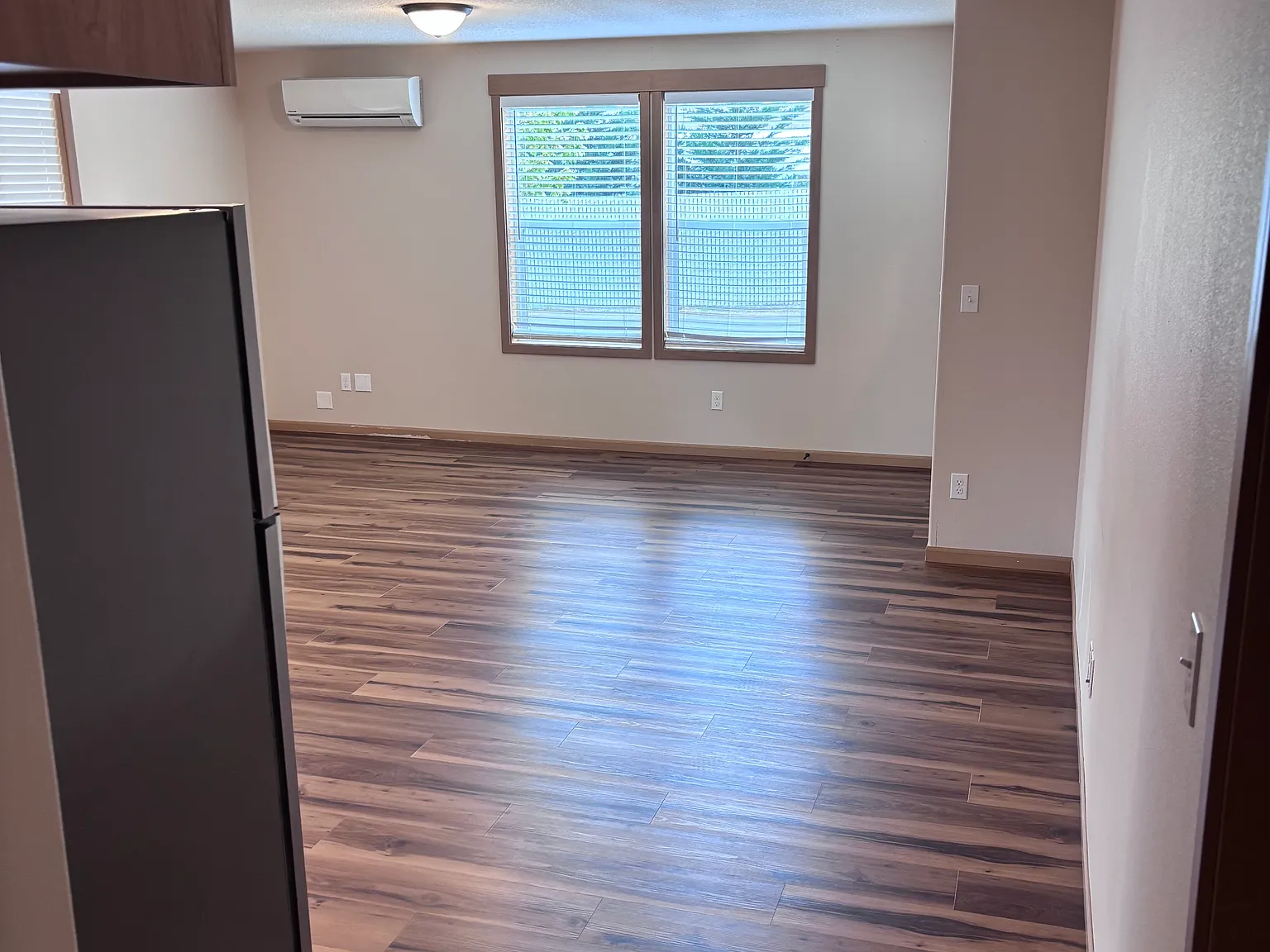 2 bed, 800 sqft, $1,990 — Photo 4