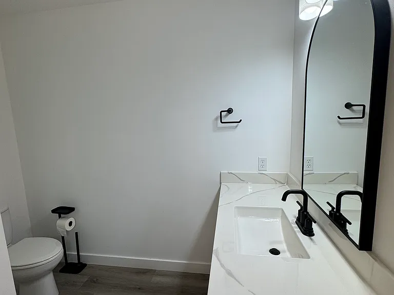 4680 Treaty Dr — Photo 13