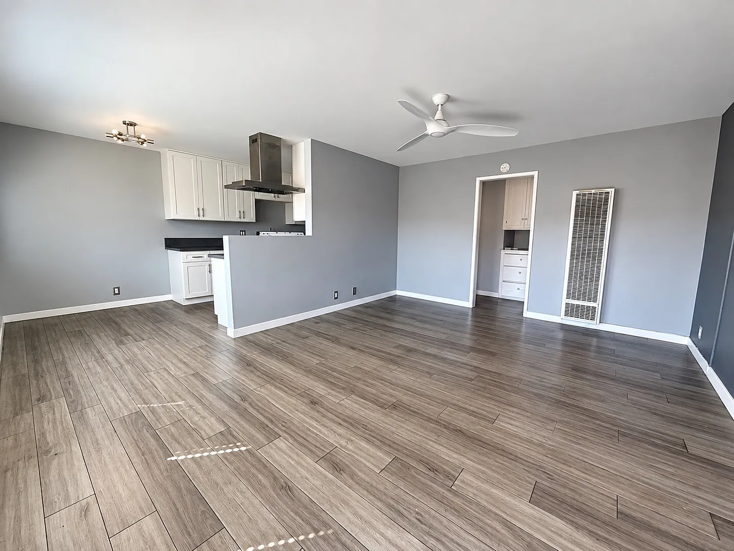 611 Walnut Ave — Photo 2