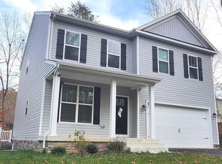 101 Indian Hills Rd, Locust Grove, VA 22508