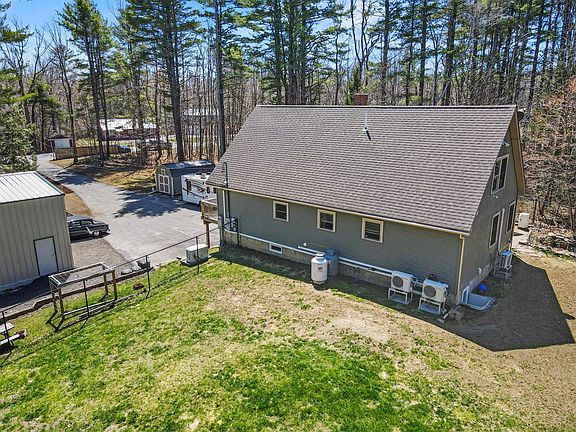 3rd image of 75 Marsh Rd