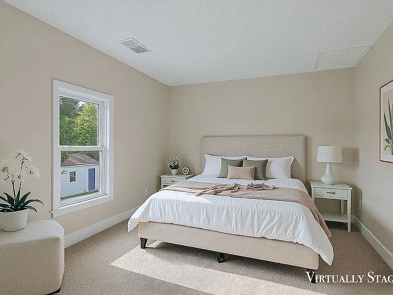 1340 Columbia Ave NE — Photo 18