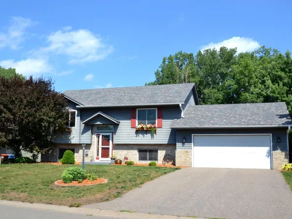 986 Oday St S, Maplewood, MN 55119