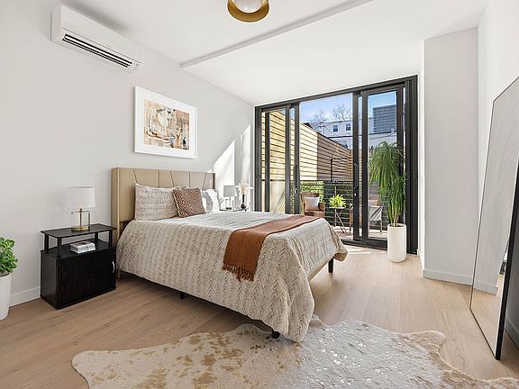 4th image of 74 Jackson St #1