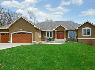 1861 Preserve Ct, Shakopee, MN 55379