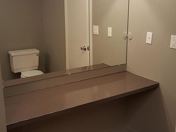 4th image of 1712 Dylane Dr APT 1G