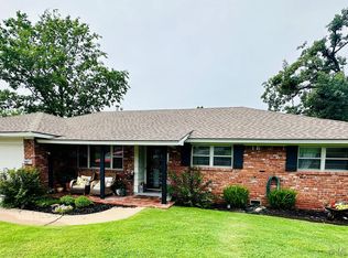 207 E Saddle Rock Rd S, Sand Springs, OK 74063