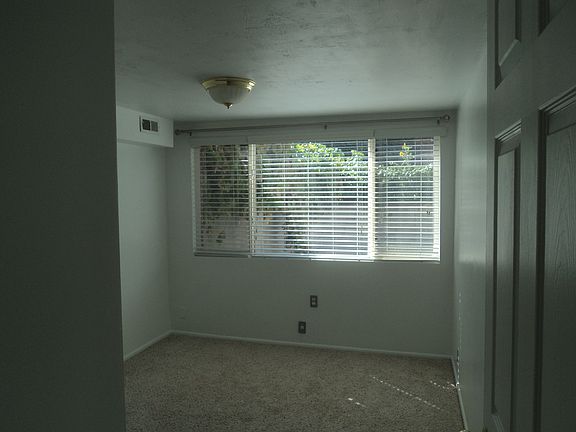 bedroom2