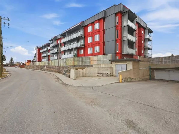 335 Garry Cres NE #315, Calgary, AB T2K 5X1